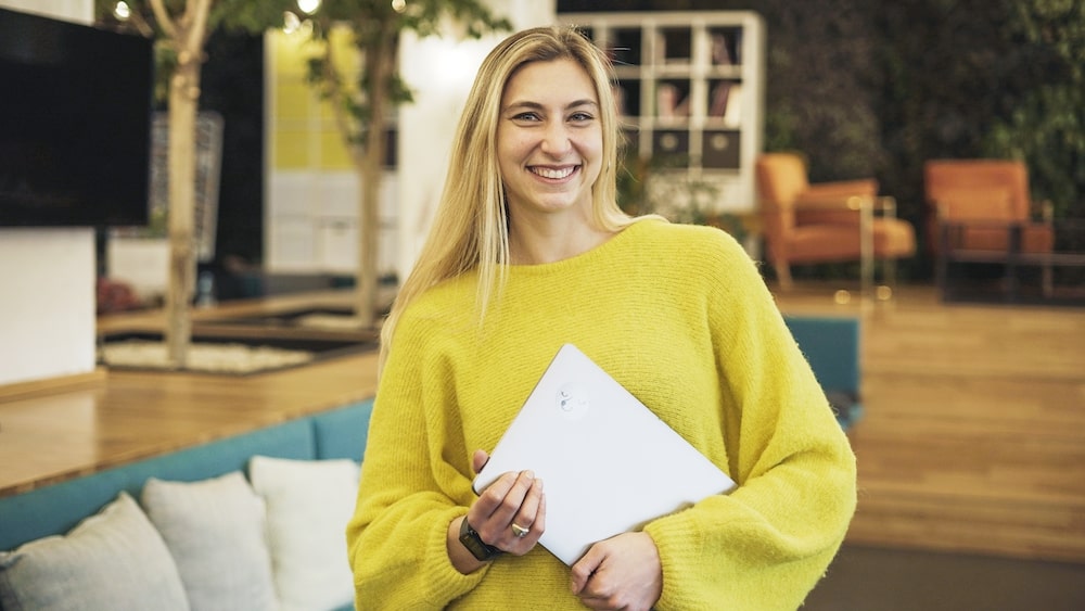a careerfoundry student embarking on her course